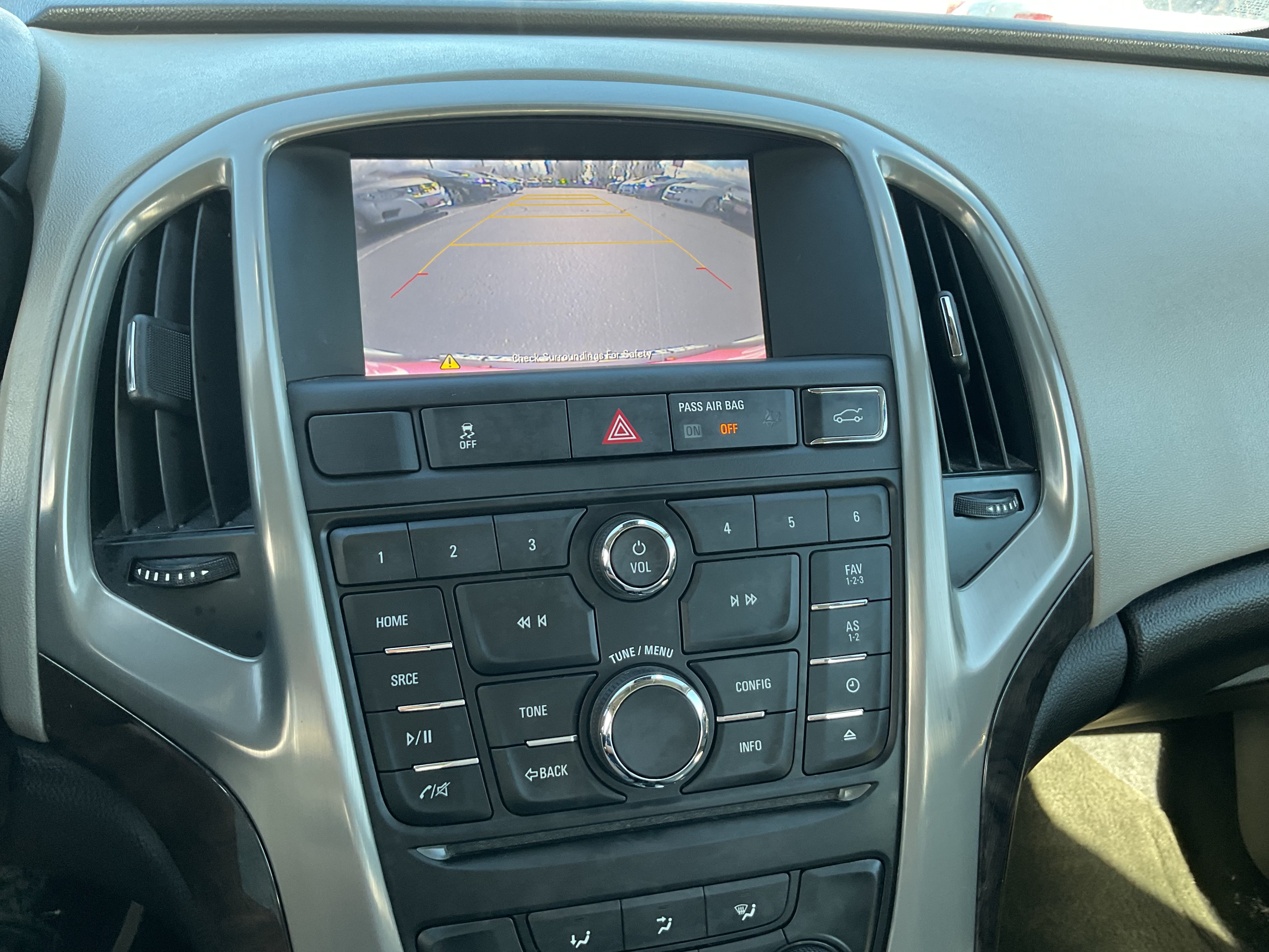 Used 2015 Buick Verano FWD image 16