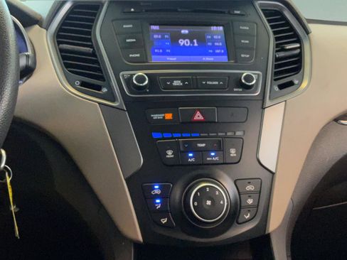 Used 2018 Hyundai Santa Fe Sport AWD/4WD image 16