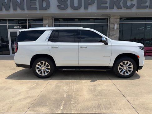 Used 2021 Chevrolet Tahoe Premier RWD image 1