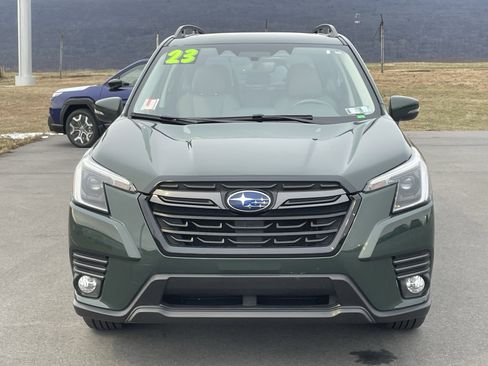 Certified 2023 Subaru Forester Limited image 9