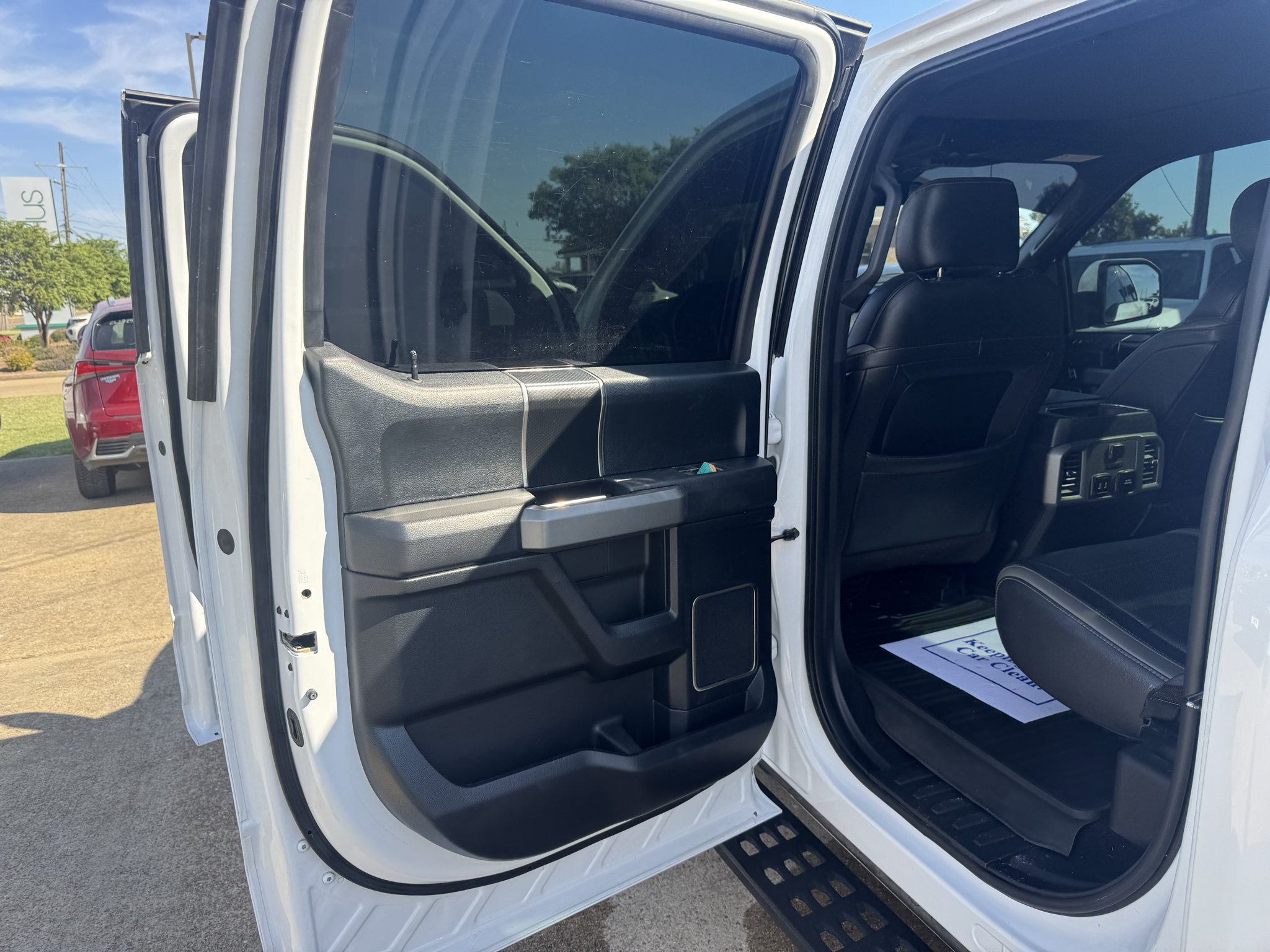 Used 2018 Ford F150 Raptor w/ Equipment Group 802A Luxury AWD/4WD image 17