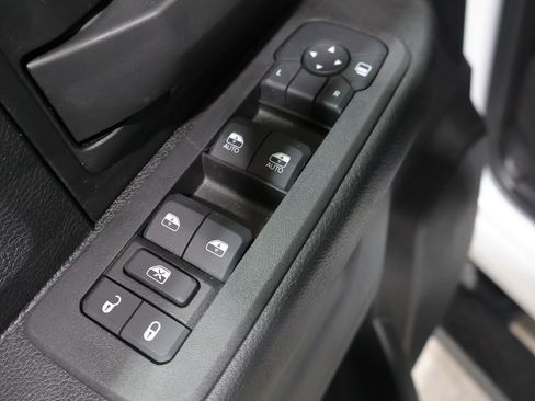 Certified 2026 RAM 2500 Tradesman AWD/4WD image 15