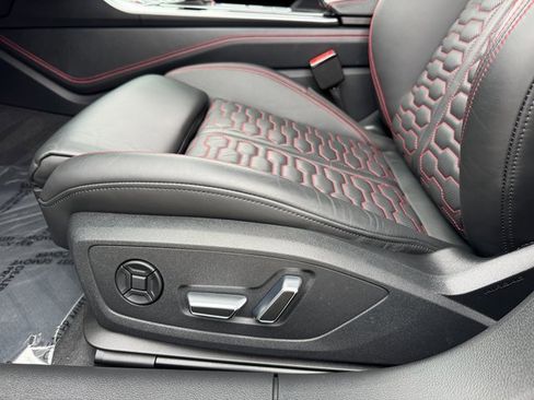 Used 2025 Audi RS 6 performance image 15