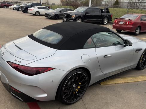 Used 2022 Mercedes-Benz SL 63 AMG 4MATIC image 6