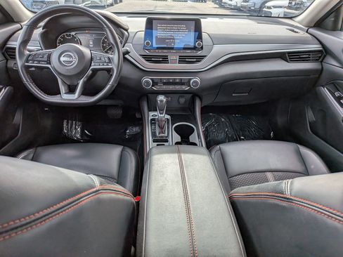 Used 2024 Nissan Altima 2.5 SR image 24