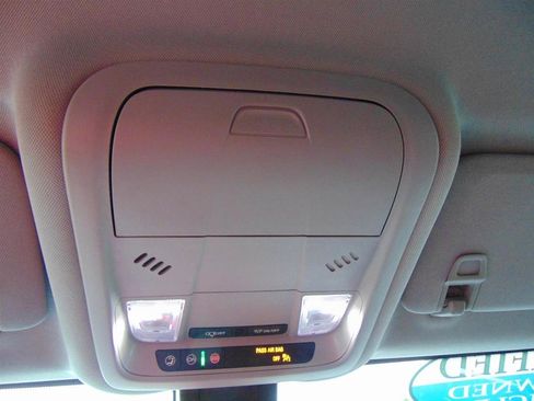 Used 2024 Chevrolet Equinox LT AWD/4WD image 25