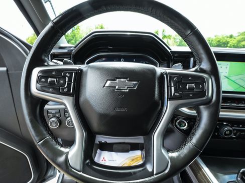 Used 2025 Chevrolet Silverado 1500 RST AWD/4WD image 19