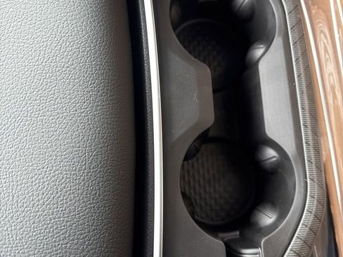 New 2026 RAM 1500 4x4 Crew Cab image 31