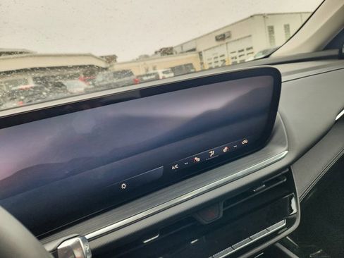 New 2026 Buick Envision Preferred image 14