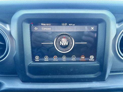 Used 2022 Jeep Wrangler Sport S AWD/4WD image 14