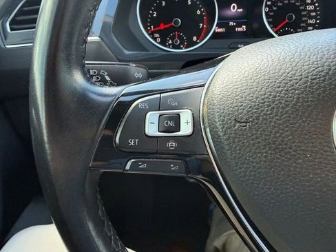 Used 2019 Volkswagen Tiguan SE image 26