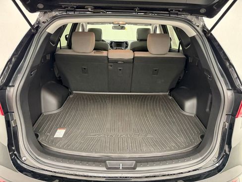 Used 2018 Hyundai Santa Fe Sport w/ Cargo Package FWD image 5