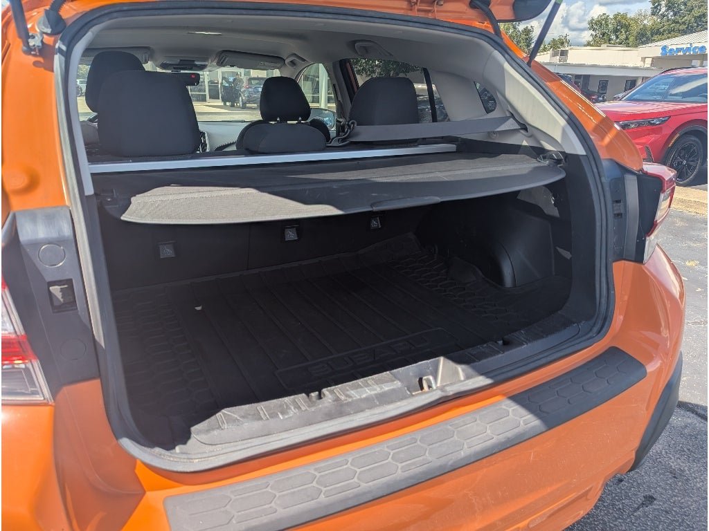 Used 2018 Subaru Crosstrek 2.0i Premium AWD/4WD image 11