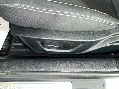 Used 2023 Ford Mustang GT RWD image 14
