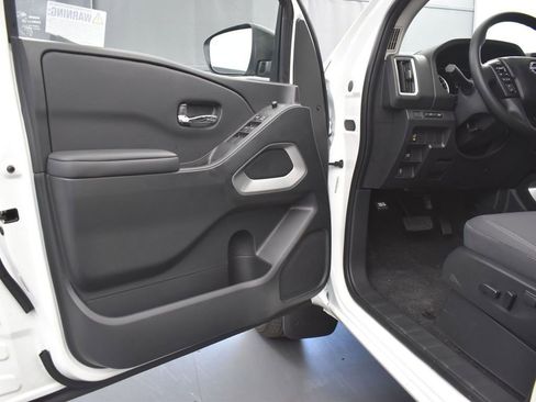 New 2026 Nissan Frontier SV w/ Tow Package RWD image 28