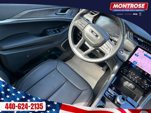 New 2025 Jeep Grand Cherokee Limited 4xe image 24