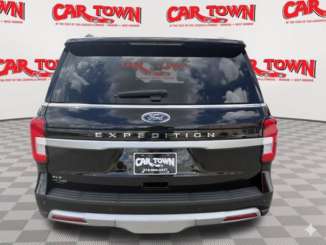 Used 2024 Ford Expedition XLT AWD/4WD image 10