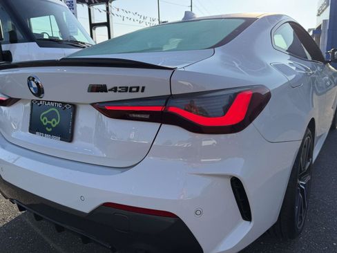 Used 2021 BMW 430i xDrive Coupe w/ M Sport Package AWD/4WD image 7