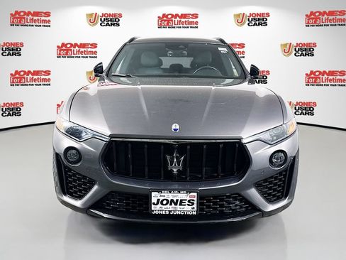 Used 2022 Maserati Levante GT AWD/4WD image 13