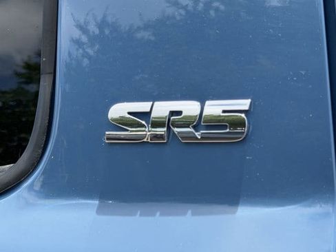 Used 2021 Toyota Tundra SR5 w/ SR5 Upgrade Package AWD/4WD image 9
