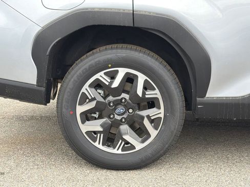 New 2026 Subaru Forester Premium AWD/4WD image 4