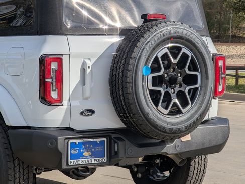 New 2025 Ford Bronco Outer Banks image 6