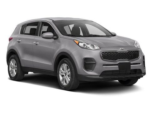 Used 2017 Kia Sportage LX image 9