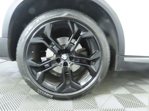 Used 2021 BMW X5 sDrive40i w/ Luxury Seating Package 2 image 33