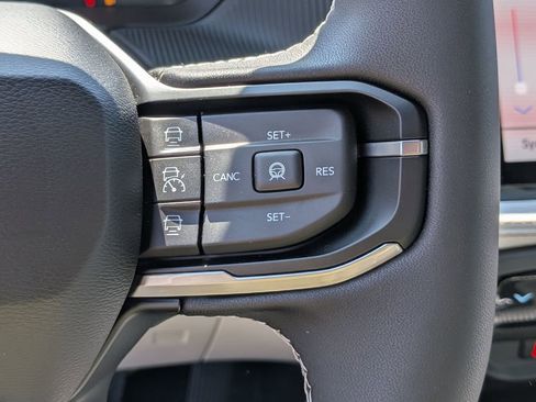 New 2026 Jeep Cherokee Overland w/ Advanced Pro Tech Group AWD/4WD image 26