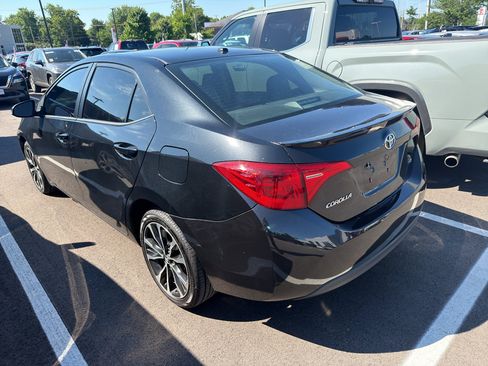 Used 2019 Toyota Corolla SE FWD image 3