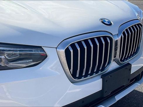 Used 2024 BMW X3 xDrive30i w/ Premium Package image 33