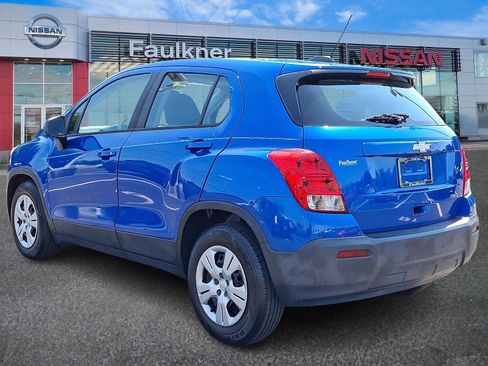 Used 2016 Chevrolet Trax LS FWD image 4