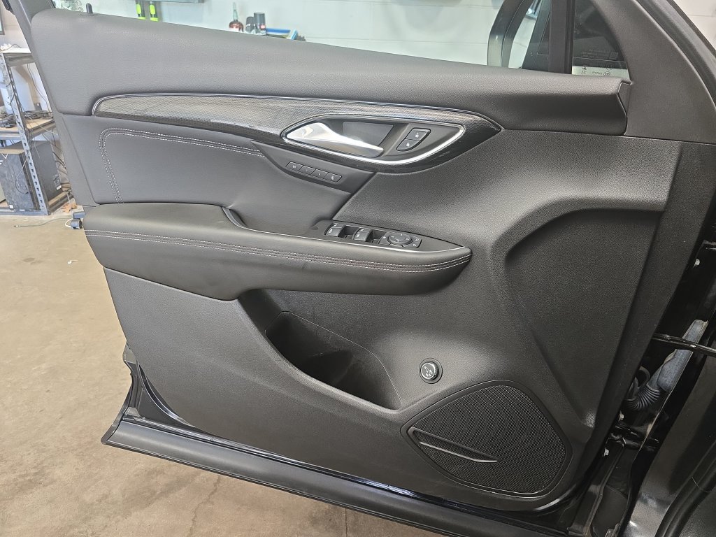 Used 2023 Buick Envision Essence w/ Sport Touring Package AWD/4WD image 26