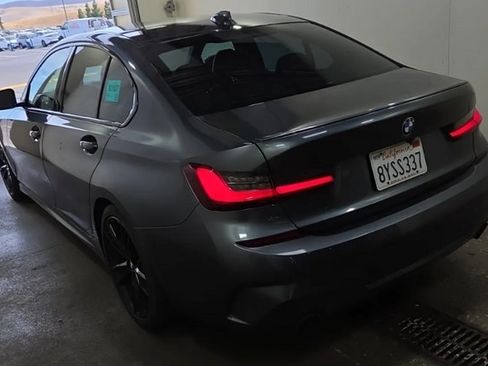 Used 2022 BMW 330i Sedan w/ M Sport Package RWD image 3