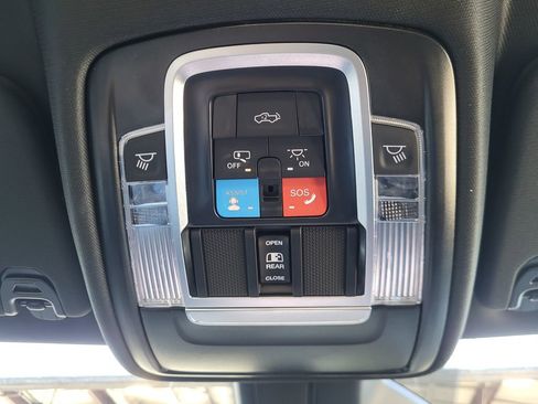 New 2026 RAM 1500 Limited w/ Body Color Bumper Group AWD/4WD image 32