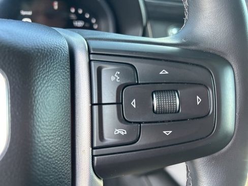 Used 2023 GMC Yukon SLT image 19