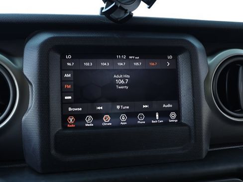 Used 2020 Jeep Wrangler Sport AWD/4WD image 16