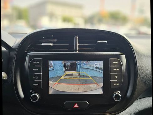 Used 2020 Kia Soul S image 21