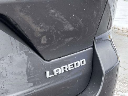 New 2025 Jeep Grand Cherokee Laredo w/ Luxury Tech Group I image 8