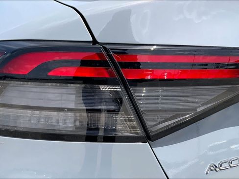 Used 2024 Honda Accord Sport image 28
