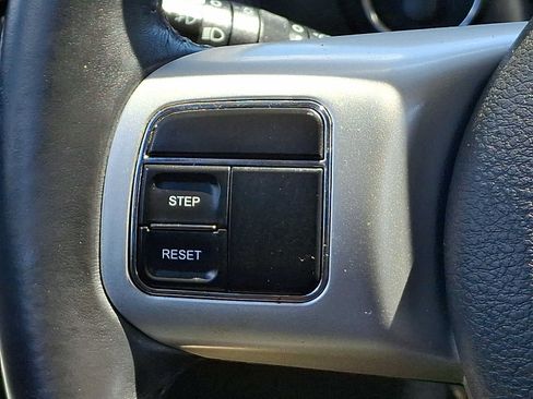 Used 2017 Jeep Compass Latitude AWD/4WD image 21