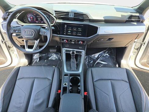 Used 2021 Audi Q3 2.0T Premium w/ Convenience Package AWD/4WD image 10
