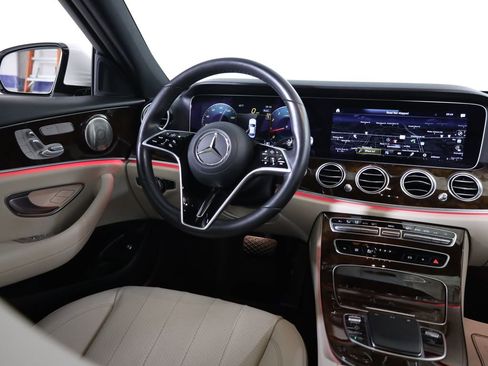 Certified 2023 Mercedes-Benz E 350 4MATIC Sedan image 39