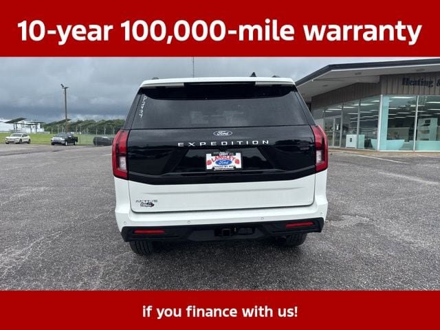 Used 2025 Ford Expedition Active RWD image 22
