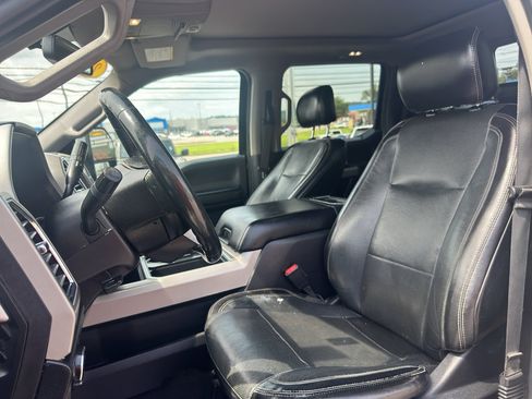 Used 2017 Ford F250 Lariat w/ Chrome Package AWD/4WD image 12