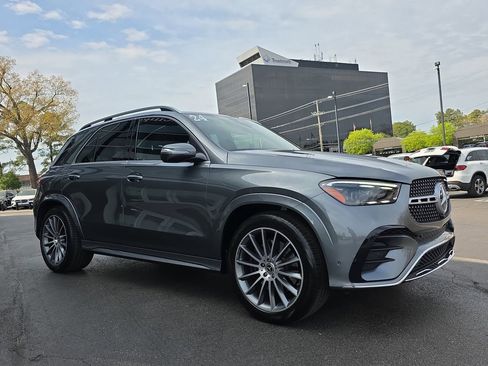 Used 2024 Mercedes-Benz GLE 450 4MATIC image 7