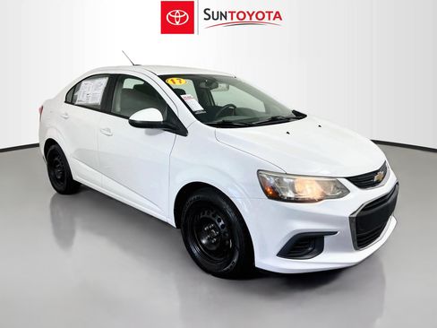 Used 2017 Chevrolet Sonic LS FWD image 1