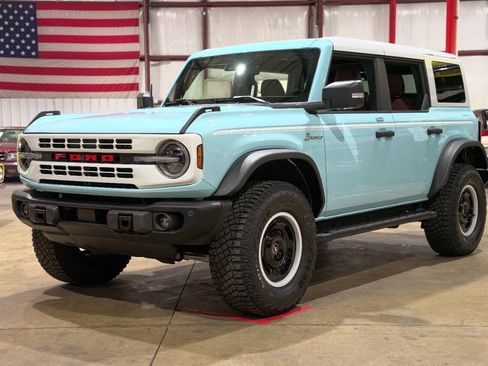 Used 2023 Ford Bronco Heritage Edition AWD/4WD image 23