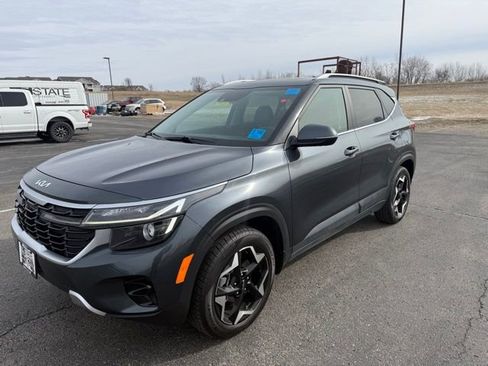 Used 2024 Kia Seltos EX image 1