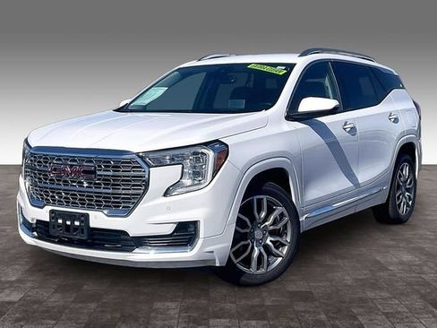 Used 2024 GMC Terrain Denali AWD/4WD image 1